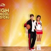 Disney Company really lifted a fourth continuation of "High School Musical", says The Hollywood Reporter. Rumors about the continuation of the popular franchise has appeared previously, but now the official casting has started. The "High School Musical – 4" will have new heroes. As the director and choreographer of the project was appointed Jeffrey Hornaday. As the head of the channel said: this project is a deep part of our DNA structure. It appeared in 2006 and was among the most successful films. The main roles were incredibly well-known. The second and third parts were issued in 2007 and 2008 respectively. Rumors of the fourth scene has been walking around since 2010.