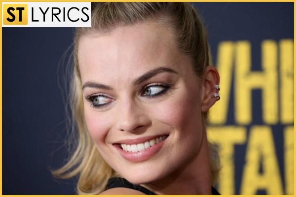 According to the sources, Margot even look similar to Mrs. Milne, whom she will present to the public
 img 0